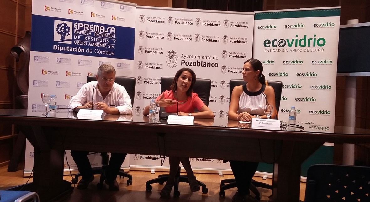Diputación, Ayuntamiento y Ecovidrio ponen marcha campaña reciclaje Pozoblanco