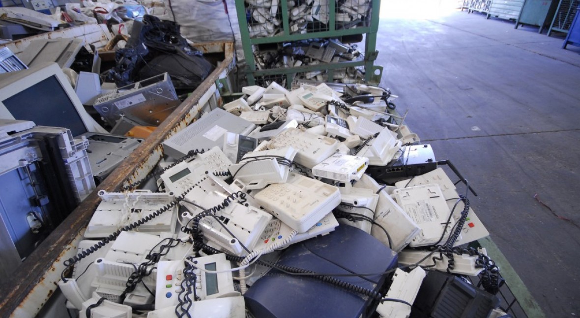 Recyclia ya aglutina 12% aparatos electrónicos puestos mercado 2015