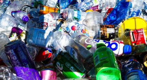 Devolver latas y botellas tienda: realidad España nueva Ley Residuos
