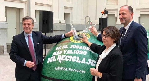 Madrid, NBA y Ecovidrio renuevan primera pista basket vidrio reciclado mundo