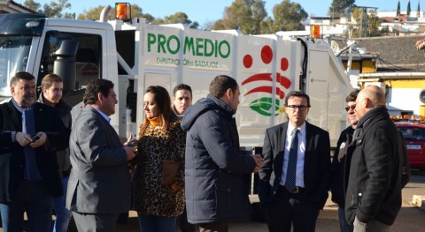 Badajoz destina 400.000 euros camiones y contenedores que mejorarán recogida residuos