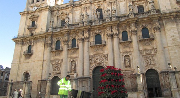 FCC se adjudica recogida residuos urbanos, limpieza viaria y mantenimiento zonas Jaén