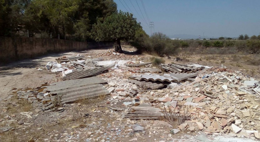 Urge acabar escombreras ilegales Comunidad Valenciana