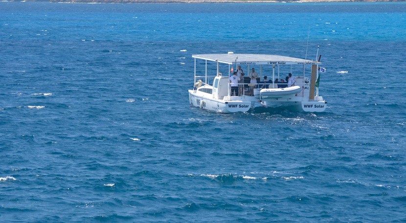 barco solar WWF arranca travesía Alicante luchar plásticos mar