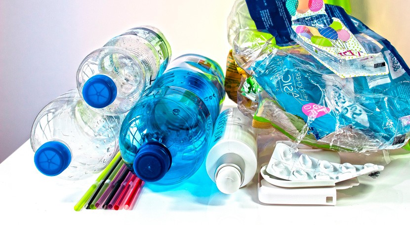 informe, mayoría españoles reconoce que podría reciclar más plásticos