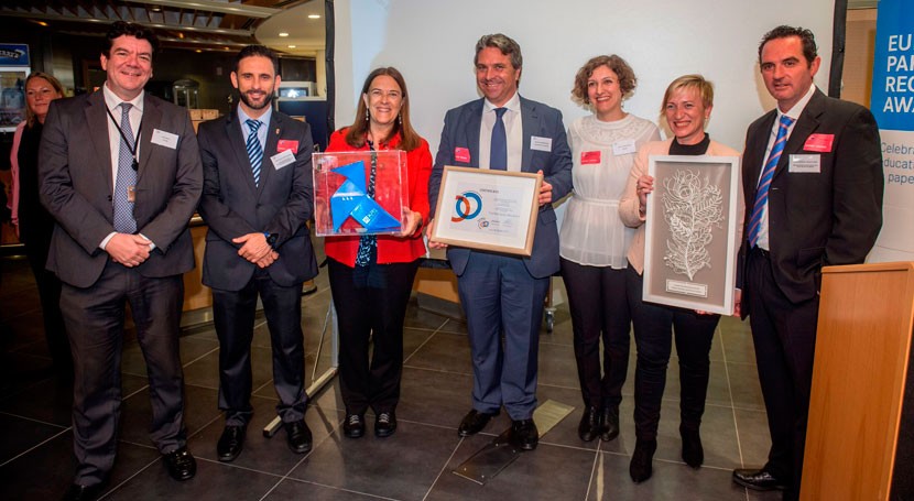 Pajaritas Azules recibe European Paper Recycling Award Parlamento Europeo