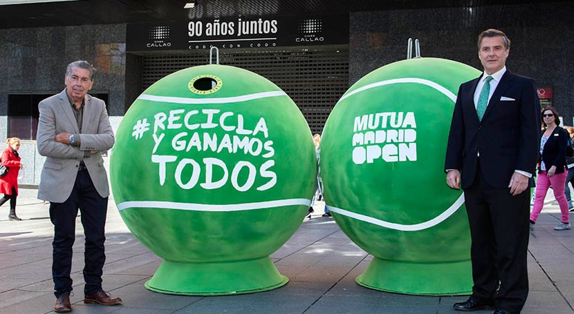 Ecovidrio y Mutua Madrid Open llenan Madrid pelotas tenis gigantes